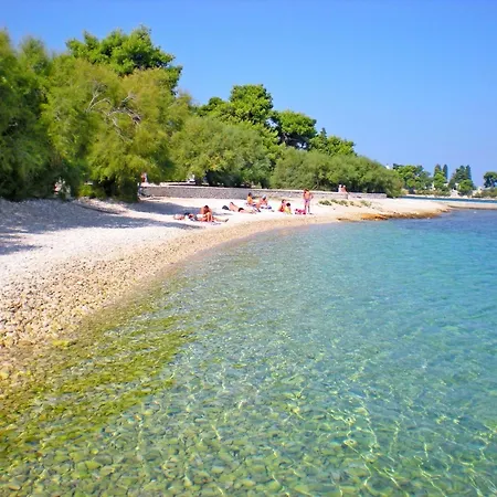 Lado شقة سوبيتار